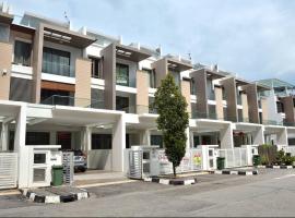 5BR 3Storey Cozy Gelugor Homestay 15pax，位于牛汝莪的酒店