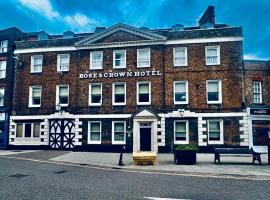 The Rose And Crown Hotel，位于维斯贝希的酒店