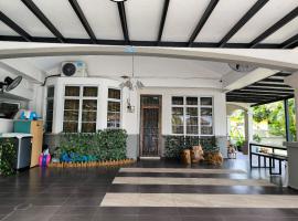 Garden Homestay，位于古来的酒店