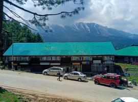 Hotel Gulmarg Sahara, Jammu and Kashmir，位于古尔马尔格的酒店