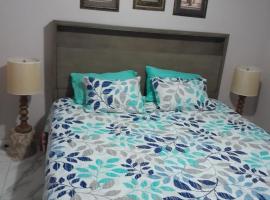 Shauna apartment，位于Charlton的酒店