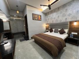 Hotel Sabera，位于西里古里新贾尔派古里火车站附近的酒店