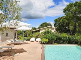 La Masseria Casa Vacanze，位于恩波利的酒店