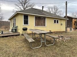 Rolling Hills Resort，位于Garrison的酒店