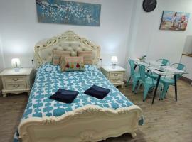 APARTAMENTOS ELEMAR free luggage storage