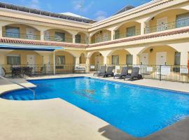 Hotel Las Misiones，位于蒙克洛瓦的酒店