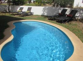 Tortuga Beach Resort 3 Bed Villa with pool，位于圣玛丽亚的酒店