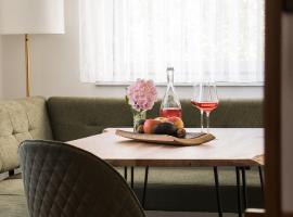 Ruhige Ferienwohnung am Weingut Helmut Lang，位于伊尔米茨的酒店