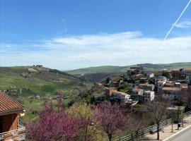 Borgo albergo vulturis，位于拉波拉的酒店