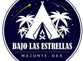 BAJO LAS ESTRELLAS MAZUNTE，位于马祖特的豪华帐篷