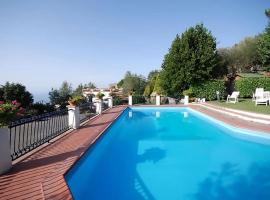 villa Il Gelsomino，位于Termini的酒店