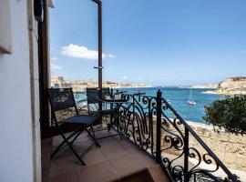 Luxurious Seaview Holiday Home in Historic Birgu，位于比尔古的酒店