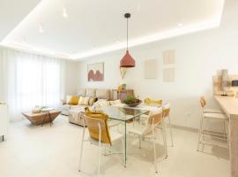 Apartamentos Martalia - La Casa del Cedro Luxury，位于隆达的酒店