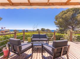 Bungalow V Hugo vue mer terassa，位于圣拉斐尔的简易别墅