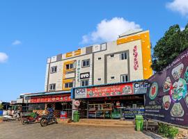 SPOT ON Hotel Maha Lakshmi，位于Ongole的酒店