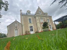 Clos de Joco - Gîte de groupe，位于Pas-de-Jeu的酒店