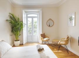 Santa Maria Rooms and Apartments，位于塞图巴尔的酒店