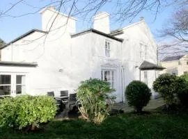 Hill House Clifden