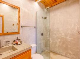 Seabird Dwellings Villa with Private Splash Pool and Dock