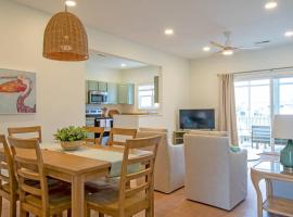 Charming Lewes-Rehoboth Retreat, Pet Friendly，位于刘易斯的度假屋