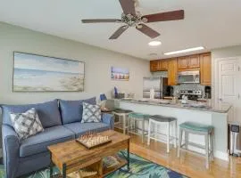 Lovely Galveston Condo Walk to Seawall and Beach!