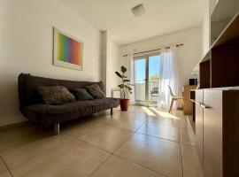 Departamento Mitre - céntrico 2 dormitorios 2 baños，位于罗卡将军市的酒店
