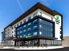 Holiday Inn Express & Suites St Thomas，位于圣托马斯的酒店