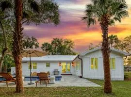 Sawyer by AvantStay Stunning Isle Of Palms Home w Pool