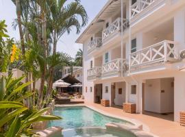 Hotel Santa Teresa by the Beach，位于圣塔特蕾莎海滩的酒店