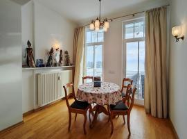 Meerblick-Ferienwohnung - Villa Bertha s Heim，位于萨斯尼茨的酒店