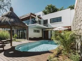 Charles - magnifique villa neuve avec piscine et accès direct à la plage