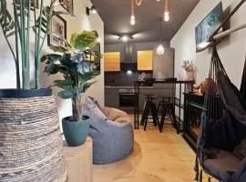 Flatista Homes - Jungle House