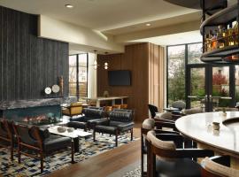 Hotel Centro Sonoma Wine Country, Tapestry Collection Hilton，位于罗内特公园的酒店