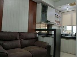 Sudirman Suites Bandung Tipe 2 BR Full Furnished Lt 5，位于万隆的酒店