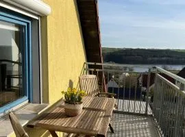 Galeriewohnung mit Seeblick