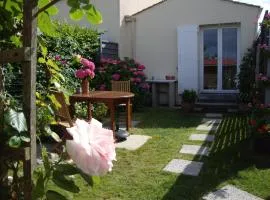 MER à pied Vrai lit LINGE FOURNI vélos bienvenus