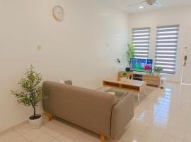 Riverfront City, Up to 8 Pax, 3 Bedrooms, 2 Bathrooms, 2 Car Park by Star Home，位于双溪大年的酒店