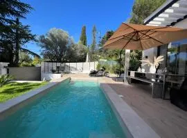 Superbe Villa très proche cannes