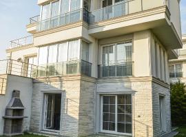 Nora Marmara Luxury Villas in Istanbul，位于大切克梅杰的酒店