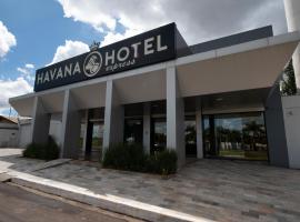 Havana Express，位于乌贝拉巴的带停车场的酒店