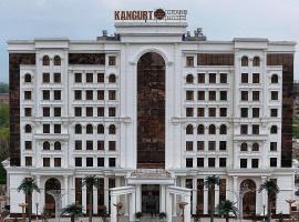 KANGURT Grand Hotel，位于杜尚别杜尚别国际机场 - DYU附近的酒店