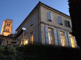 Hôtel Restaurant de Bastard，位于雷克图尔的酒店