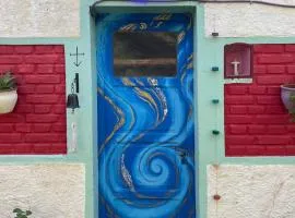 Puerta Azul