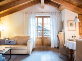 Haus Lesch - Stilvolle Appartements mit tollem Bergblick in Kreuth am Tegernsee，位于克罗伊特的酒店
