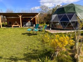 Geodesic Dome Glamping，位于拉尼德洛伊斯的豪华帐篷