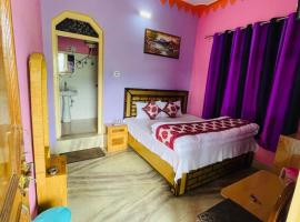 Bagwari Guest House，位于Ukhimath的酒店