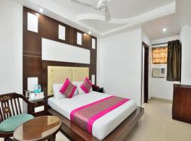 Hotel University Stay @ A1Rooms，位于新德里北德里的酒店