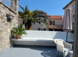 Villa Urbana, Old Town Budva，位于布德瓦的酒店