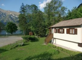 Ferienhaus für 4 Personen ca 60 qm in Pur-Ledro, Trentino Ledrosee，位于梅佐拉戈的酒店