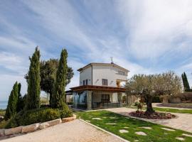 Colle degli ulivi Green Resort，位于佩塔恰托的酒店